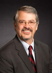 ˼��ȫ�򸱿�������Ӌ(j��)����ϯ���g(sh��)��Lew Tucker